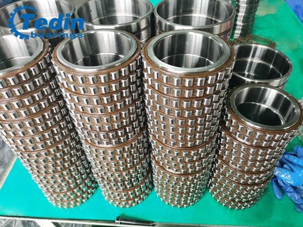 Rulment cu ax - NN3030K / P4 Rulmenți cu role cilindrice cu două rânduri