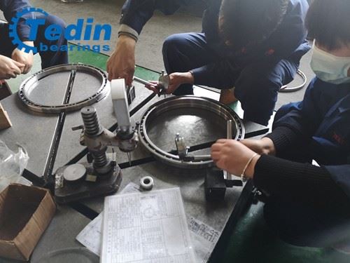 Thin section deep groove ball bearings 3